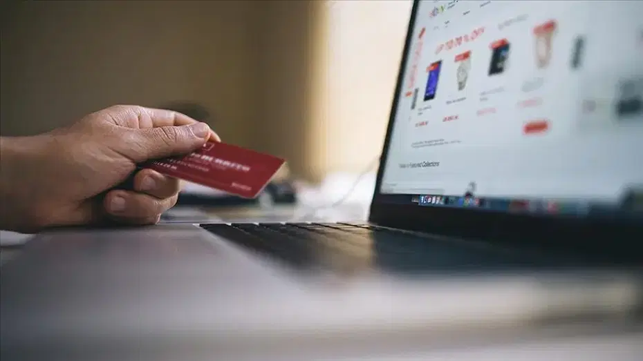 Online Alışverişte Sahte Yorumlara Karşı Yeni Düzenleme ve Erişim Engeli