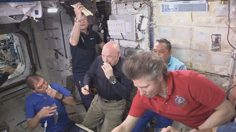 Fransız şef Alain Ducasse’den astronotlara özel lezzetli menü