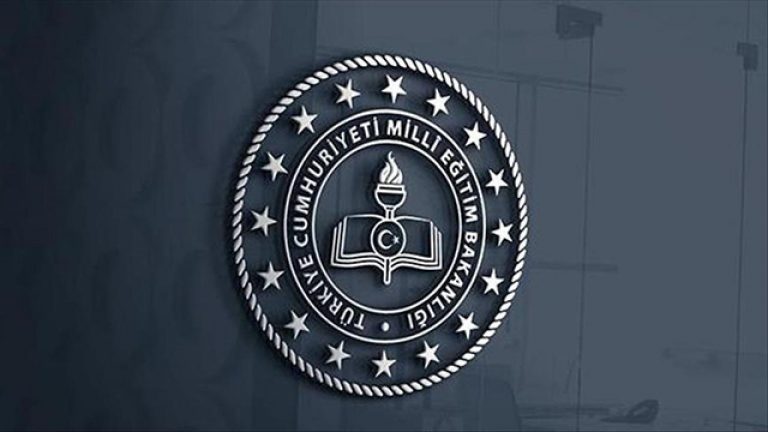 MEB’in okul-aile iş birliğini güçlendirecek “Velivision” platformu 15 Ağustos’ta tanıtılacak.