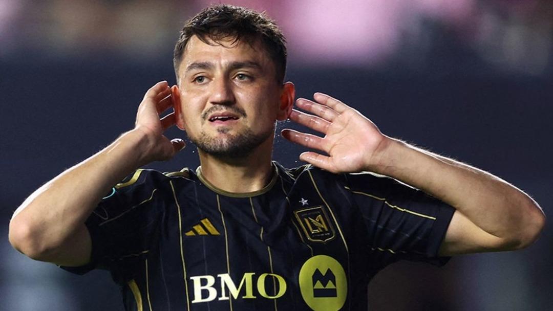 Fenerbahçe'de Cengiz Üyder karar! Jose Mourinho yöne bildirdi: Bırak gitsin ... 2