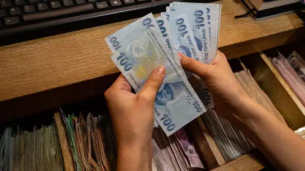 Kamu çalışanlarının maaşları ne kadar olacak? İşte masadaki üç senaryo!